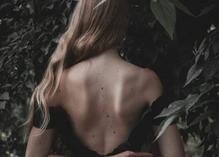 Faut-il s'inquiéter quand un grain de beauté gratte ?